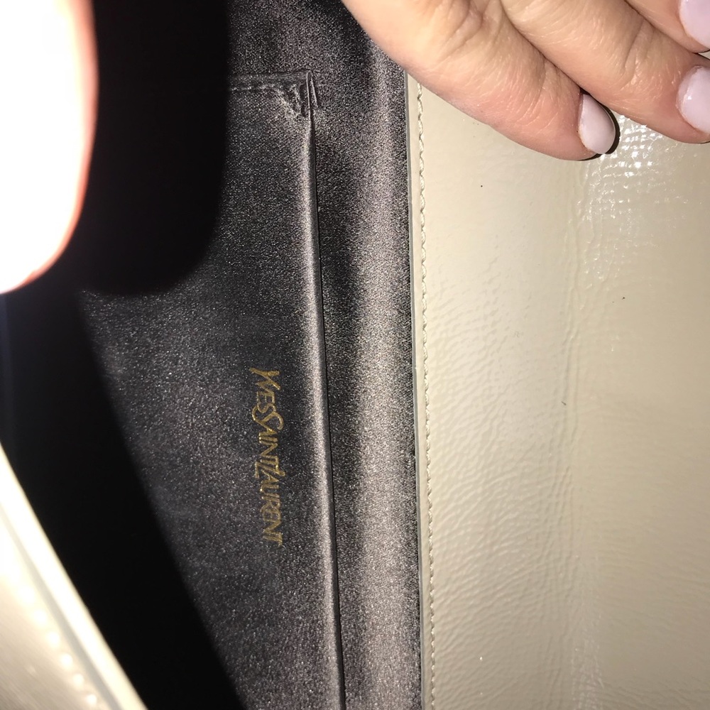 Yves Saint Laurent Beige Patent Leather Clutch - Picture 5 of 8